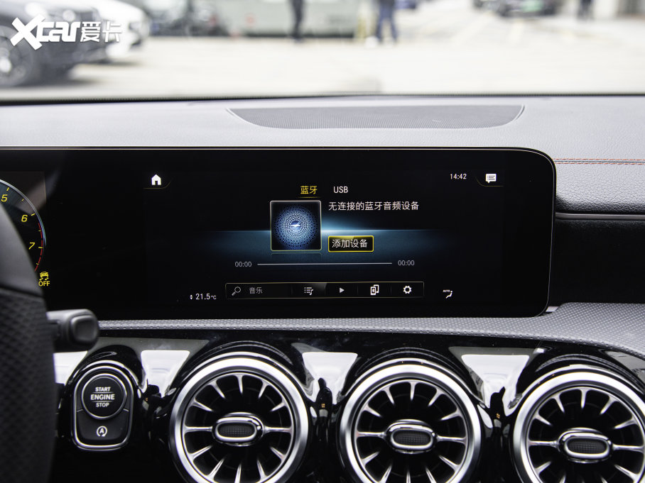 2023��YCLA�C��܇ CLA 200 �C��܇