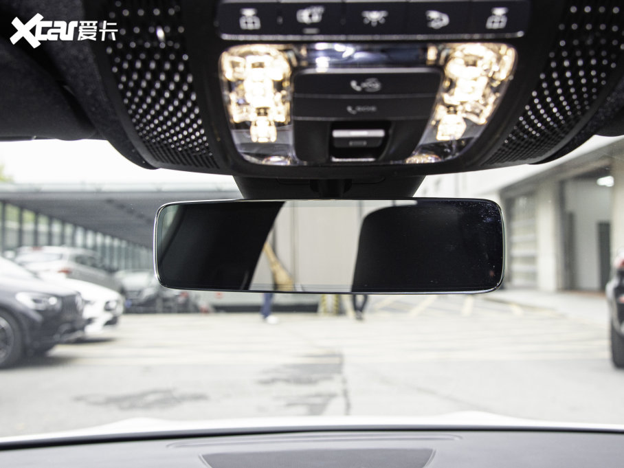 2023��YCLA�C��܇ CLA 200 �C��܇