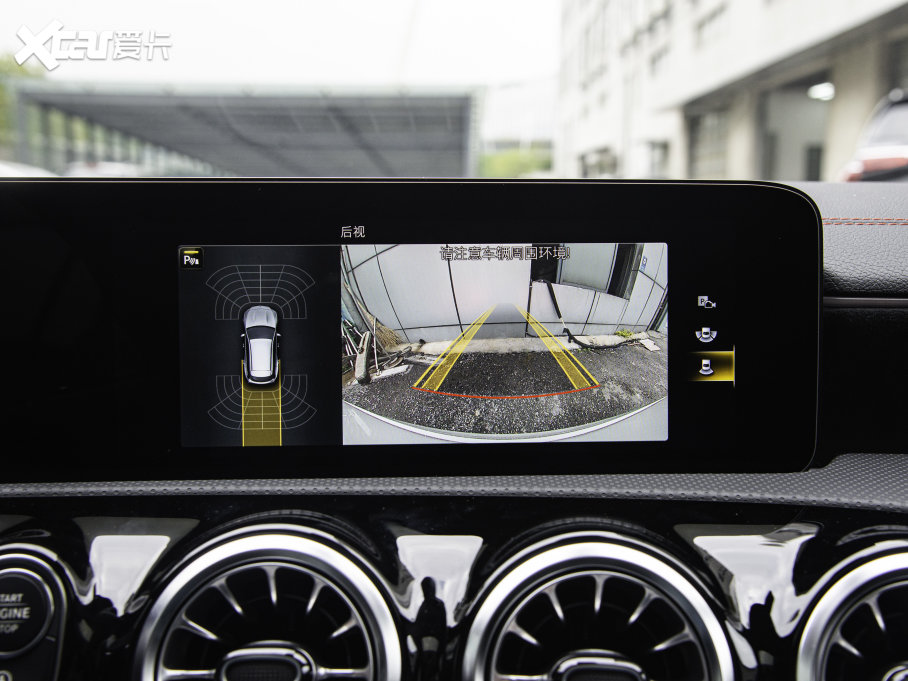 2023��YCLA�C��܇ CLA 200 �C��܇