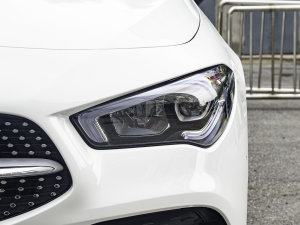 2023��CLA 200 �C��܇ �������^