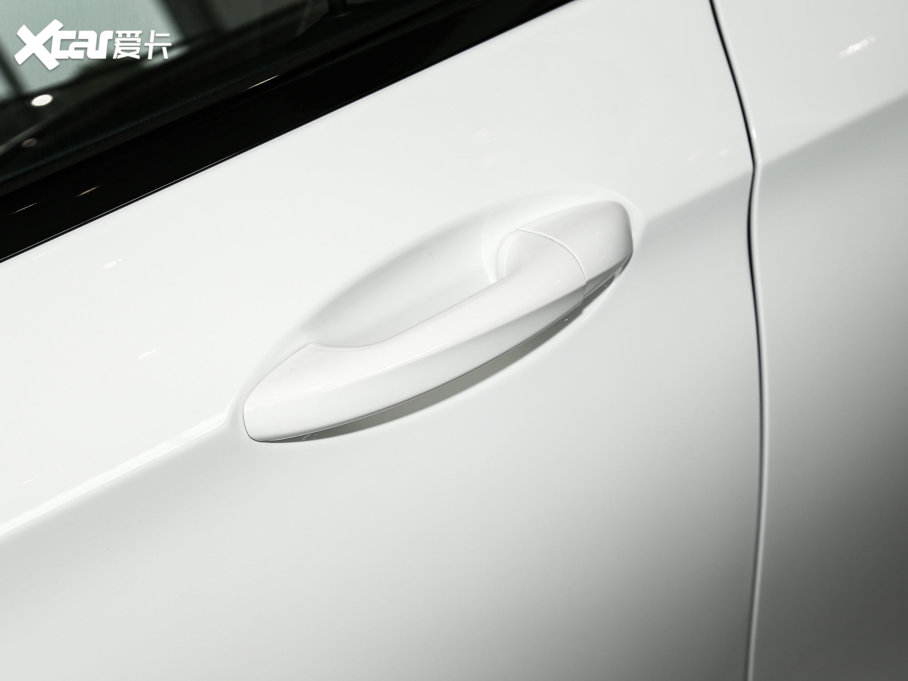 2023YE(M) E 300 r\Ӱ