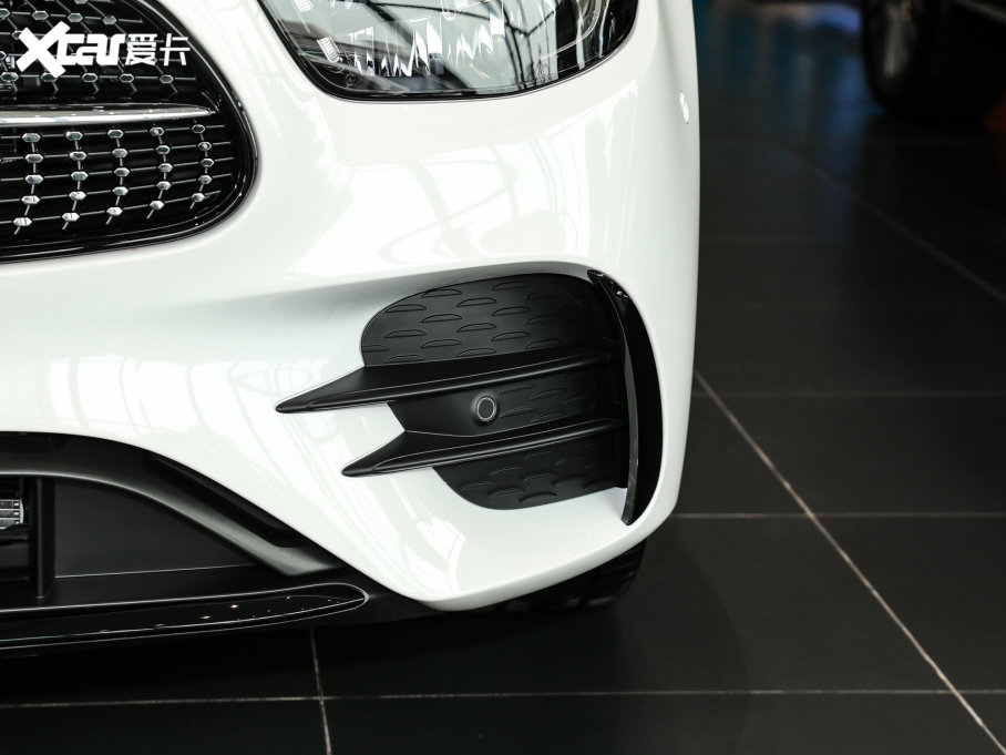 2023YE(M) E 300 r\Ӱ