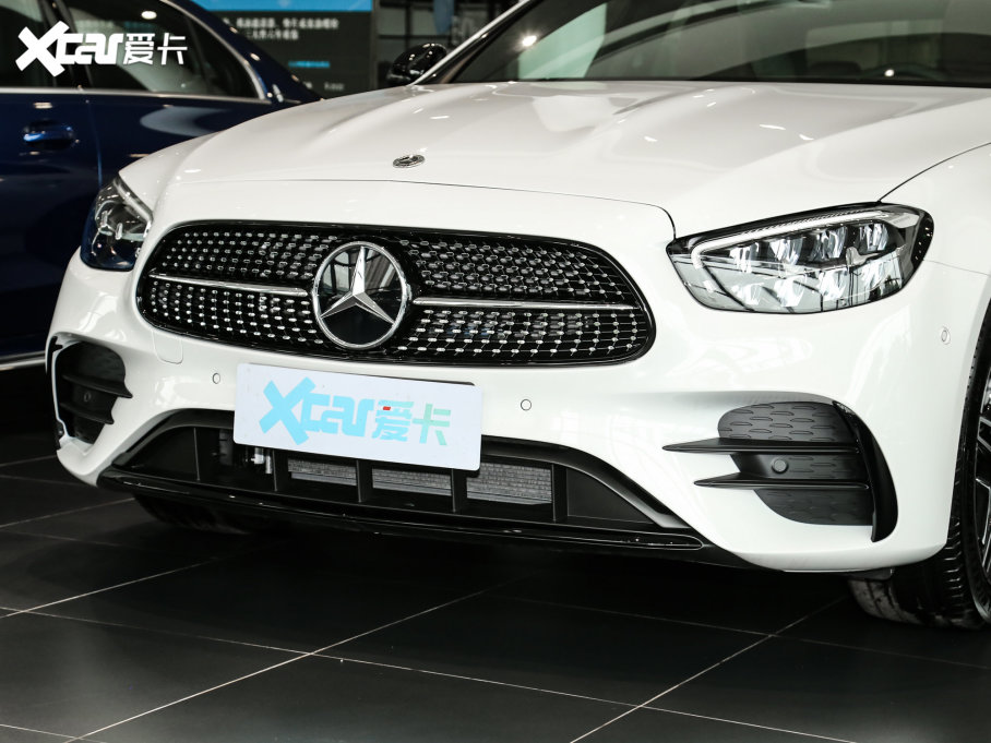 2023YE(M) E 300 r\Ӱ