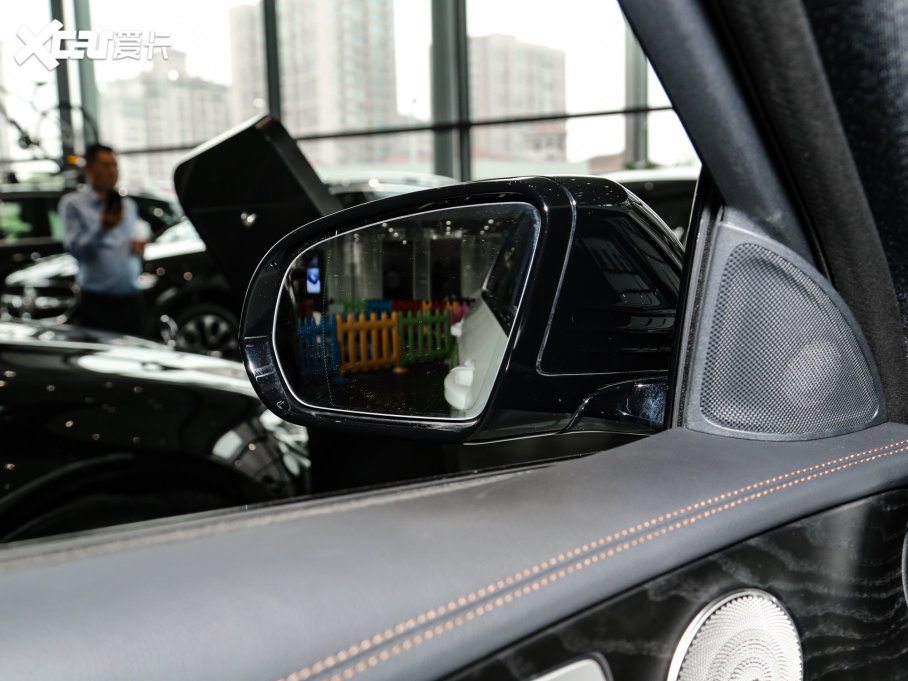 2023YE(M) E 300 r\Ӱ