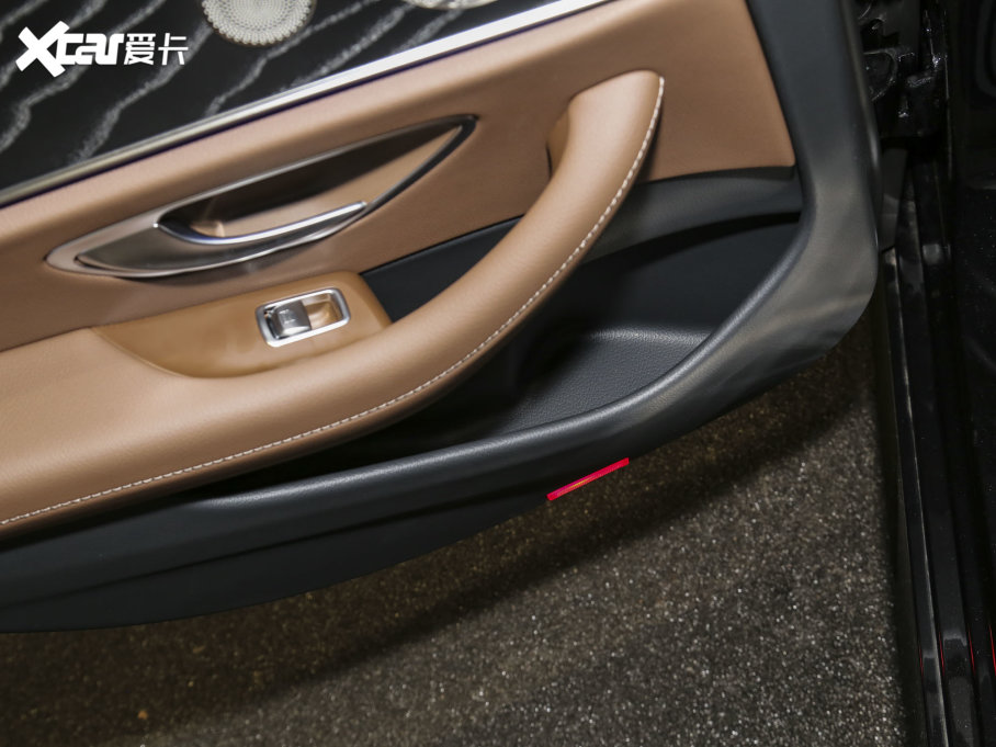 2023YE(M(jn)) E 300 A\(yn)(dng)