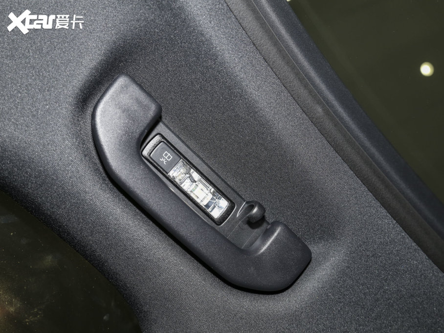 2023YE(M) E 300 A\Ӱ