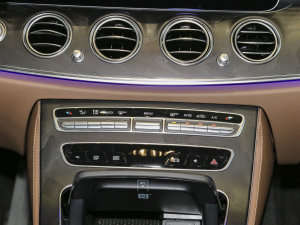 2023E 300 A\(yn)(dng) {(dio){(dio)(ji)