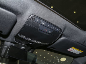 2023E 300 A\Ӱ п؅^