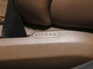 2023E 300 A\(yn)(dng) п؅^(q)