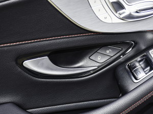 2023C 260 I܇ п؅^(q)