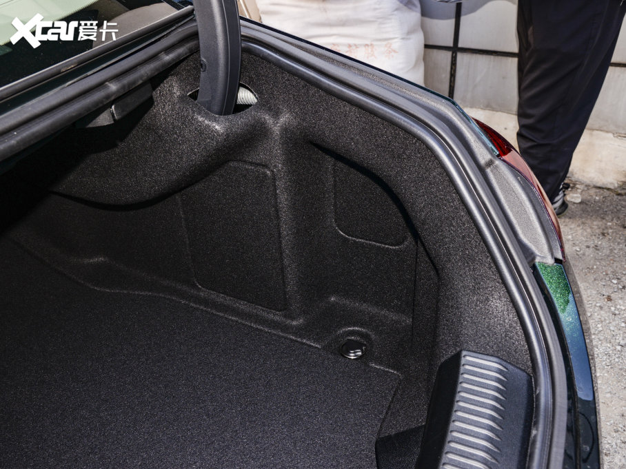 2023YCLS CLS 300 A