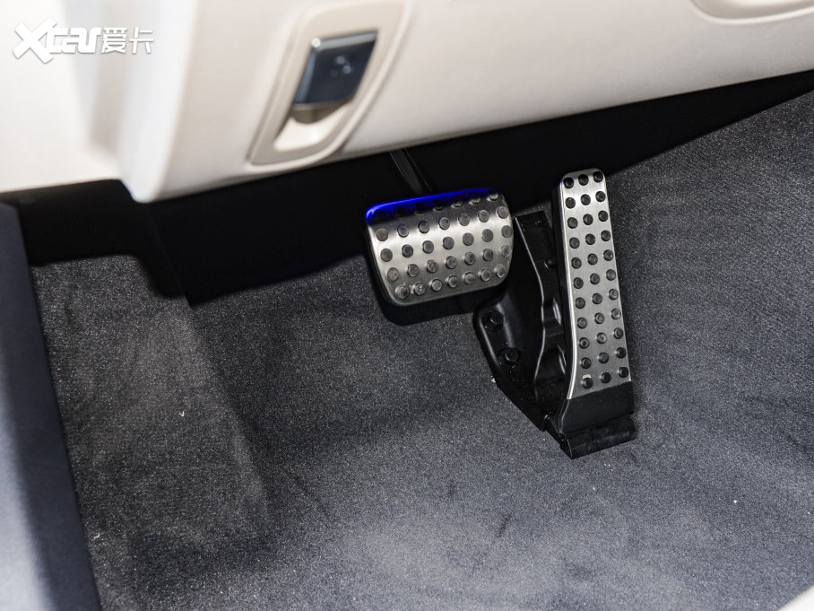 2023YCLS CLS 300 A