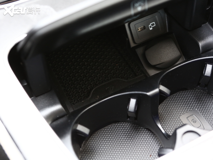 2023YCLS Ŀ CLS 300 Ӹ