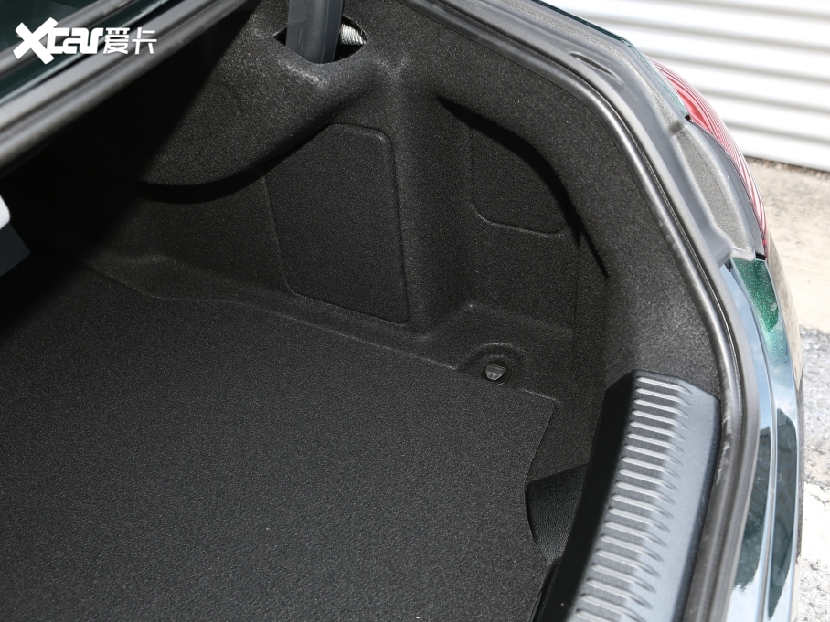 2023YCLS Ŀ CLS 300 Ӹ