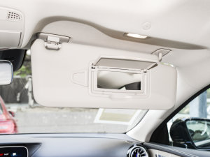 2023款CLS 300 豪华型 遮阳板（右）