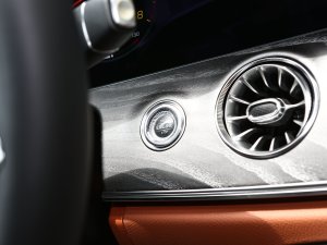 2023Ŀ CLS 300 A п؅^