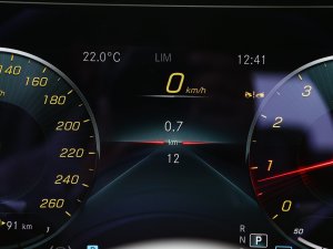 2023Ŀ CLS 300 A п؅^