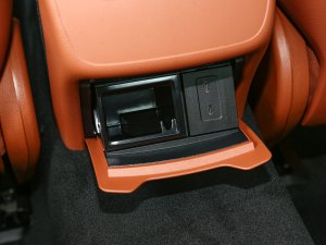 2023Ŀ CLS 300 A п؅^