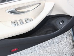 2023Ŀ CLS 300 (dng) ǰT(mn)(ch)g