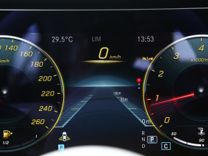 2023Ŀ CLS 300 (dng) п؅^(q)