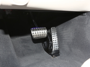 2023Ŀ CLS 300 (dng) п؅^(q)