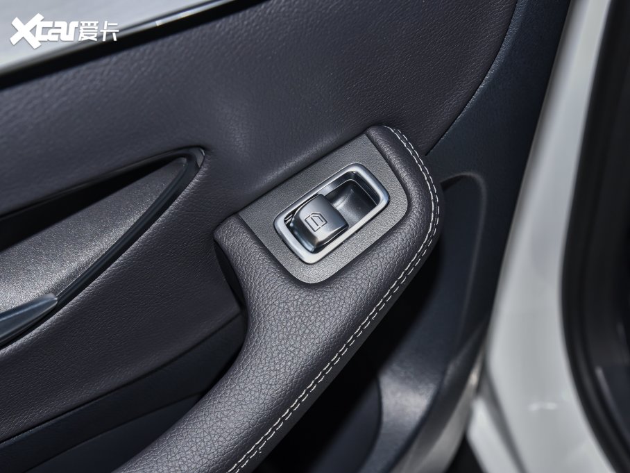 2023YGLCCoupe(M) GLC 260 4MATIC ISUV