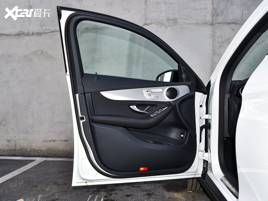 2023YGLCCoupe(M(jn)) GLC 260 4MATIC ISUV