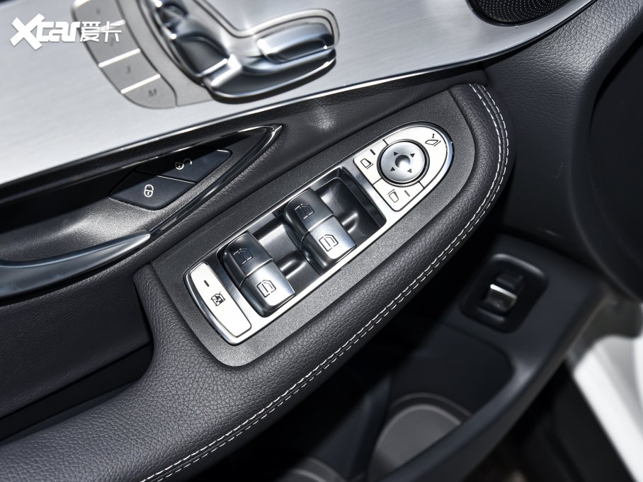 2023YGLCCoupe(M) GLC 260 4MATIC ISUV