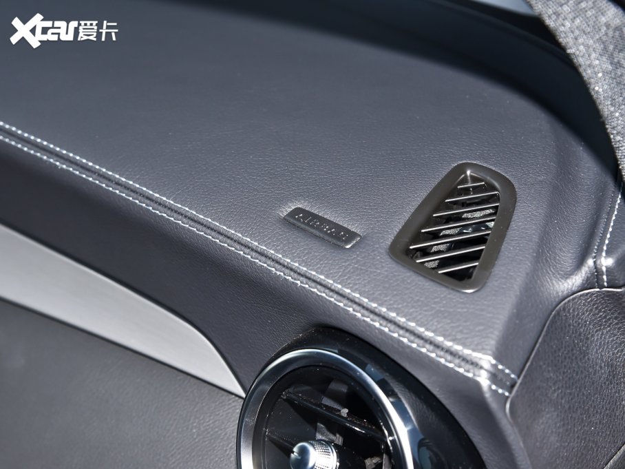 2023YGLCCoupe(M(jn)) GLC 260 4MATIC ISUV