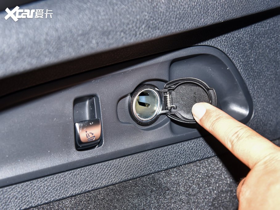 2023YGLCCoupe(M) GLC 260 4MATIC ISUV