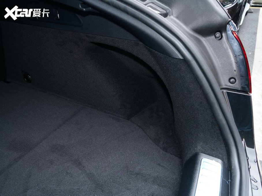 2023YGLCCoupe(M(jn)) Ŀ GLC 300 4MATIC ISUV