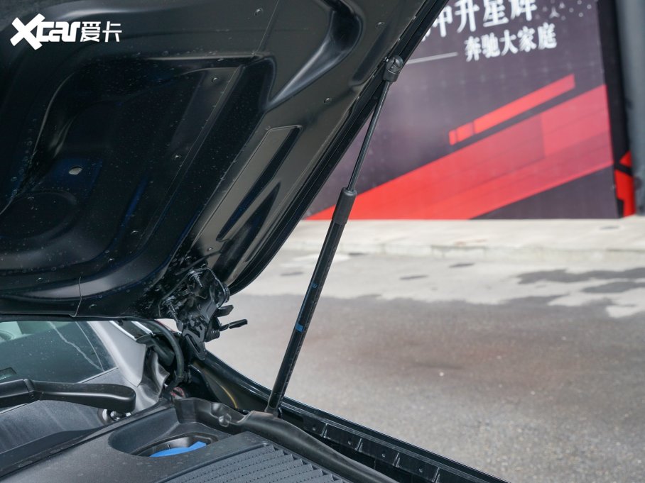 2023YGLCCoupe(M(jn)) Ŀ GLC 300 4MATIC ISUV