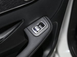 2023GLC 300 4MATIC ISUV ܇(ch)ƅ^(q)