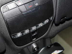 2023GLC 300 4MATIC ISUV п؅^