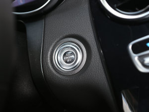 2023Ŀ GLC 260 4MATIC ISUV п؅^