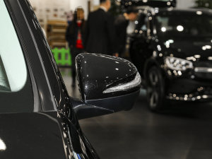 2023GLE 450 4MATIC r ^