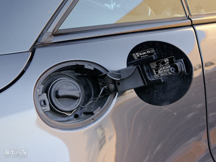 2009��YSL��(j��)AMG AMG SL 63