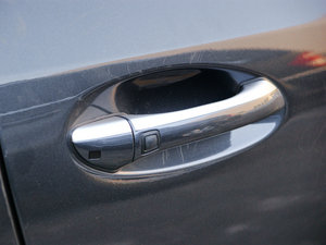 2009��AMG SL 63 �������^