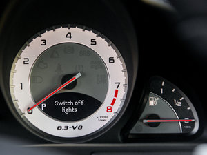 2009��AMG SL 63 �п؅^(q��)