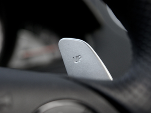 2009��AMG SL 63 �п؅^(q��)