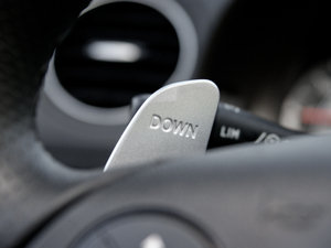 2009��AMG SL 63 �п؅^(q��)