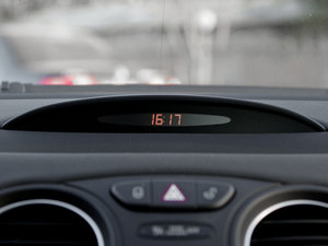 2009��AMG SL 63 �п؅^