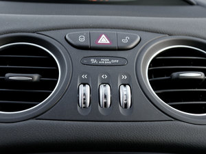 2009��AMG SL 63 �п؅^