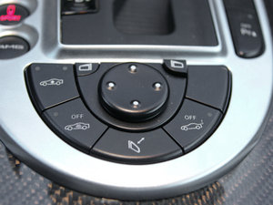 2009��AMG SL 63 �п؅^