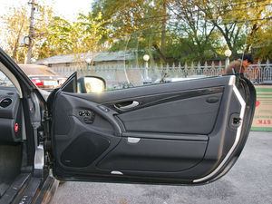 2009��AMG SL 63 ���g����