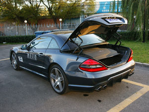 2009款AMG SL 63 空间座椅