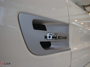 2009��AMG SL 63 �������^
