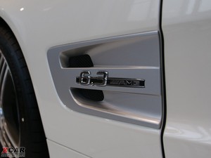 2009��AMG SL 63 �������^