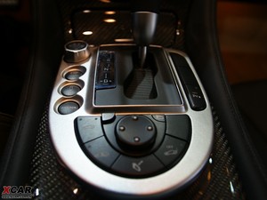 2009��AMG SL 63 �п؅^