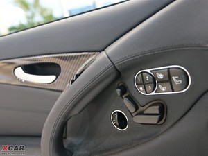 2009��AMG SL 63 ���g����